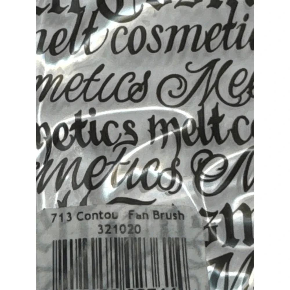 Melt Cosmetics 713 Contour Fan Brush Black Synthetic Bristles with Pouch NEW